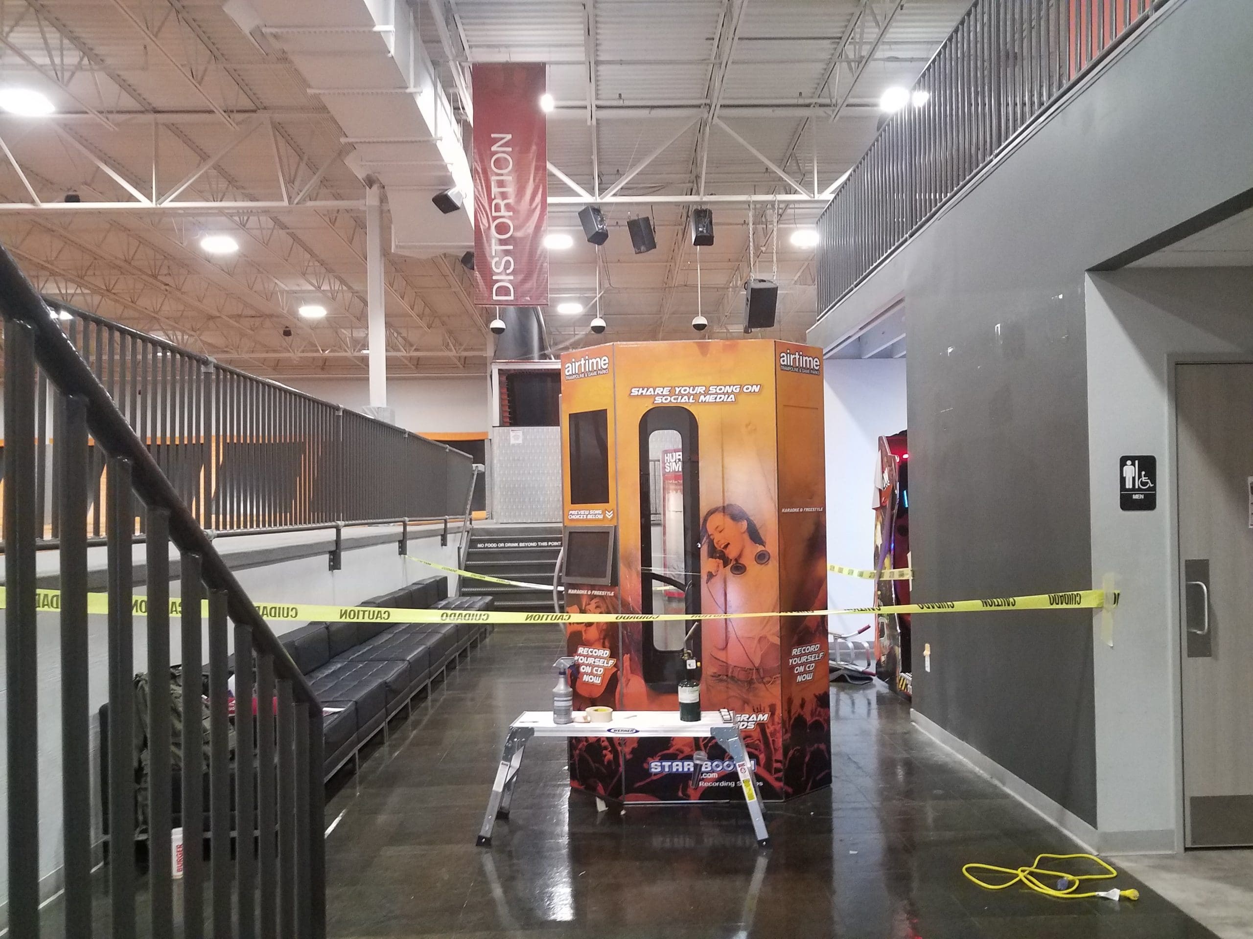 Airtime Karaoke Booth - 0012