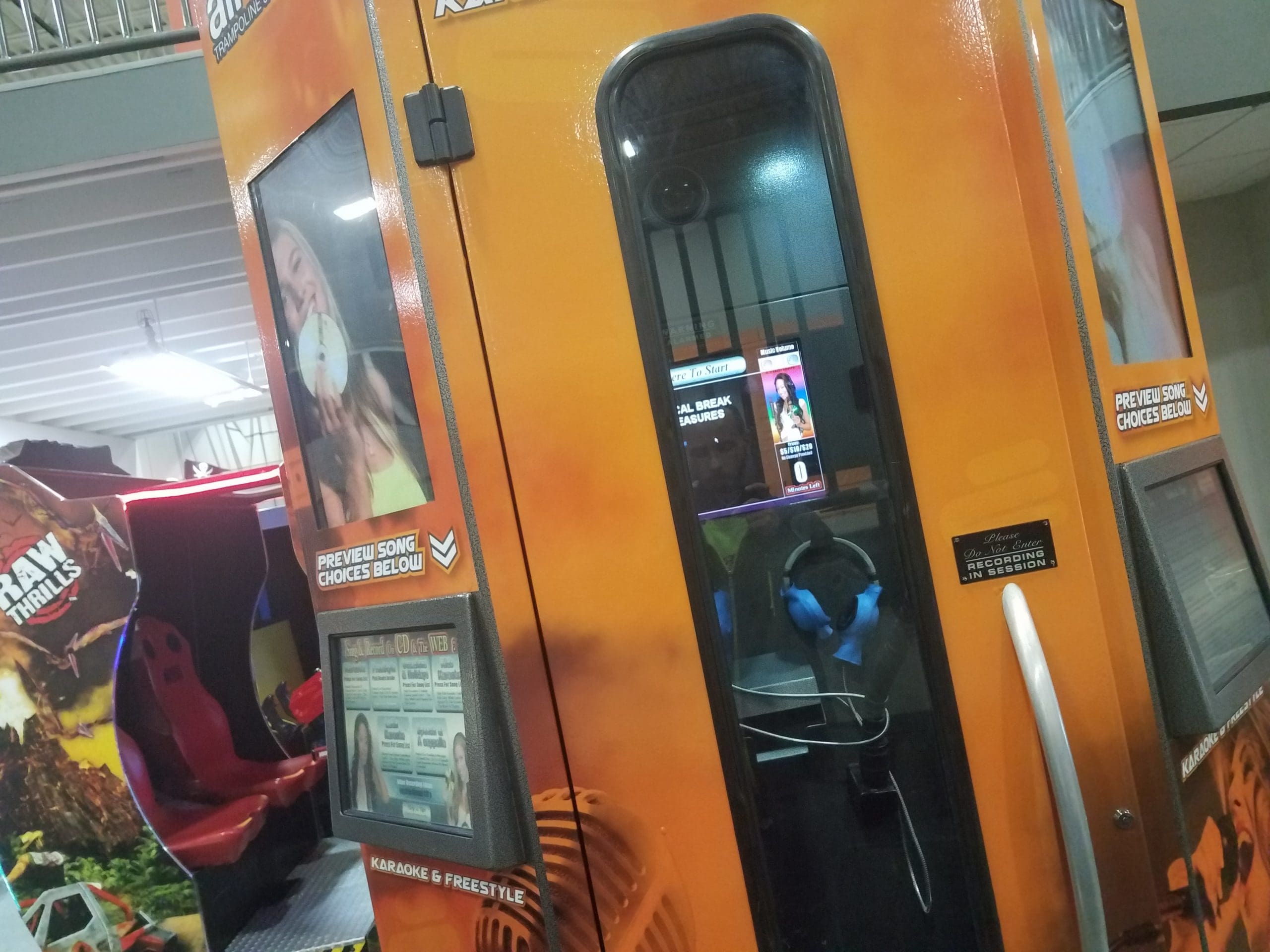 Airtime Karaoke Booth - 0015