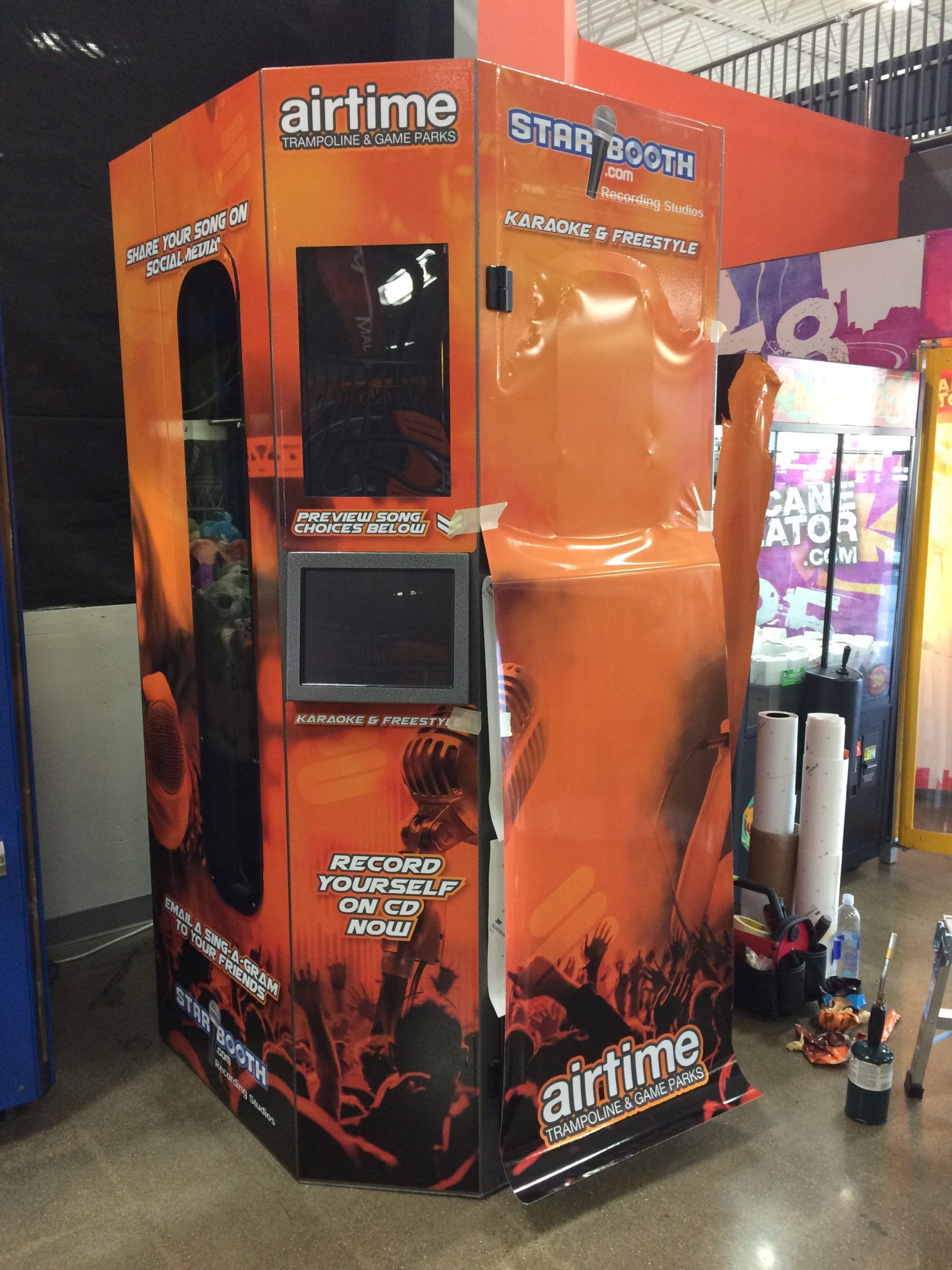 Airtime Karaoke Booth - 01