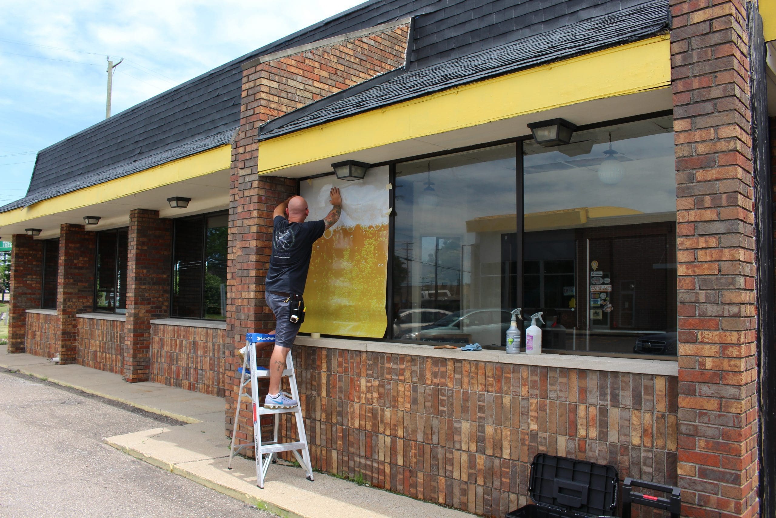 Falling Down Beer Co - West Windows - 02