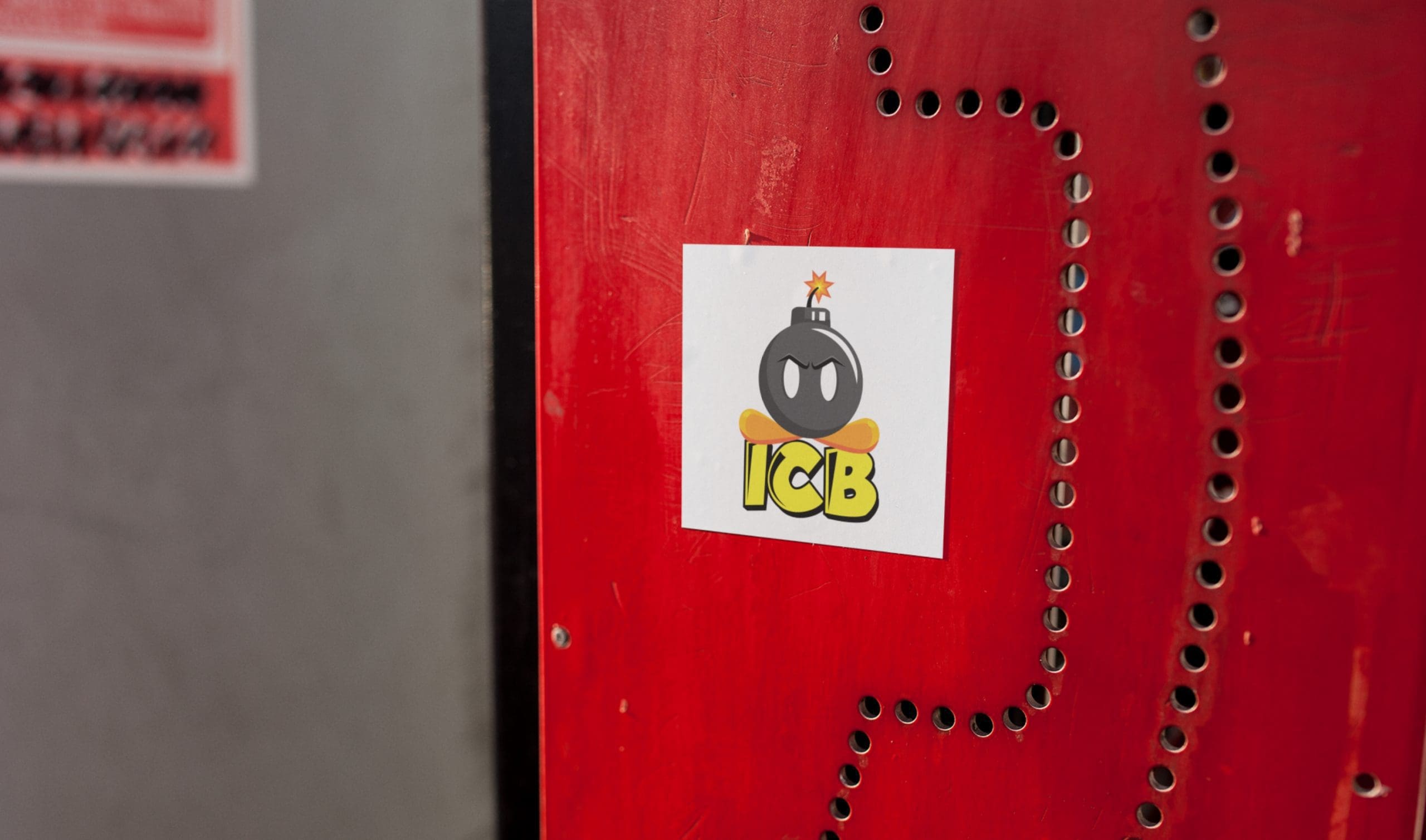 10 Tips: Kick Ass Custom Stickers That Don’t Suck