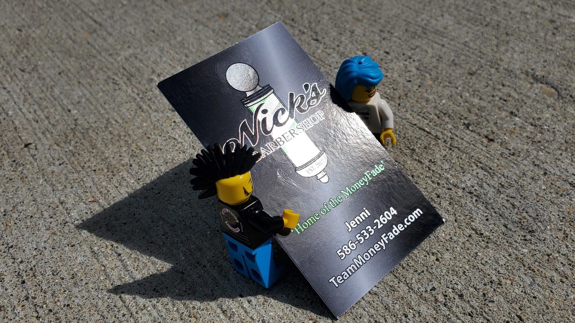 Nicks Barbershop - Jenni Card Lego Mockup 01