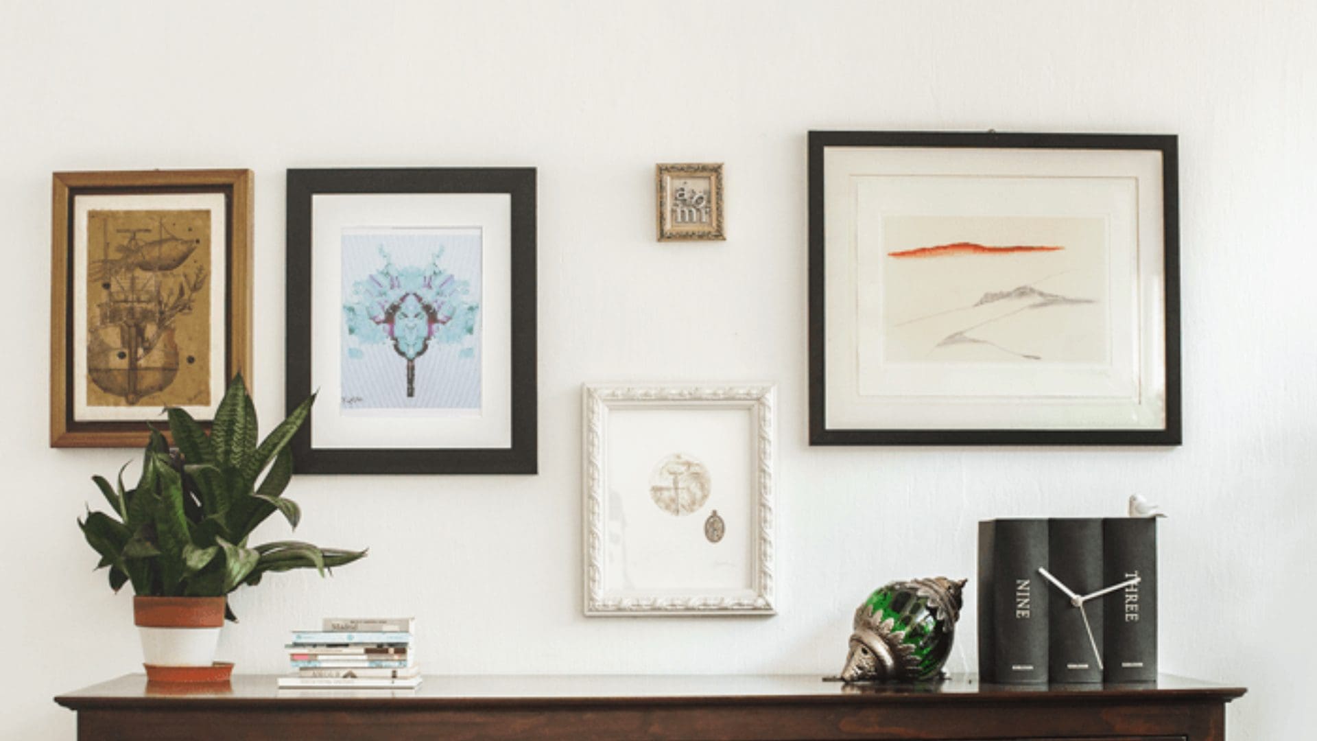 Emily Alber Art - Alien face Mockup (3)