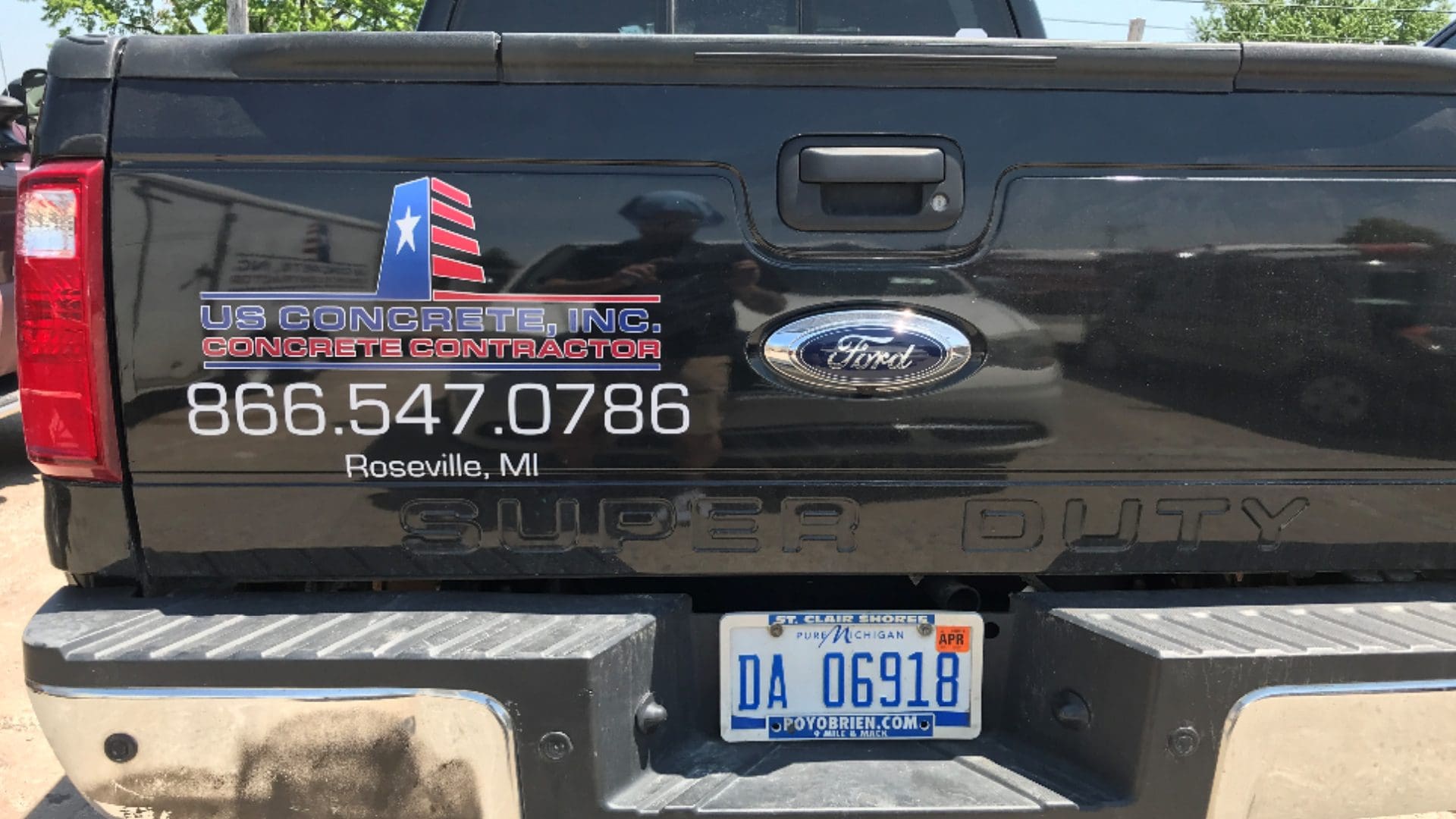 US Concrete - Ford Graphics (1)