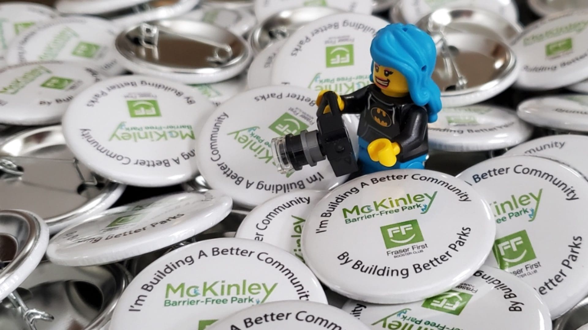 Full Color Pins with Logo (6)