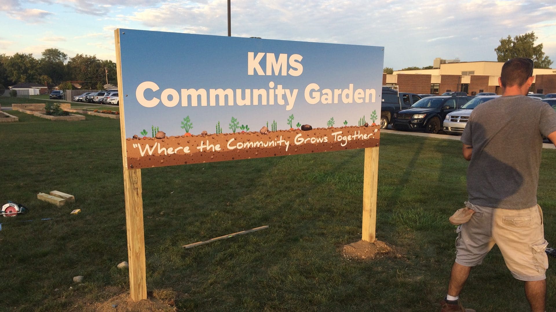 SCS Inexpensive Outdoor Sign 1