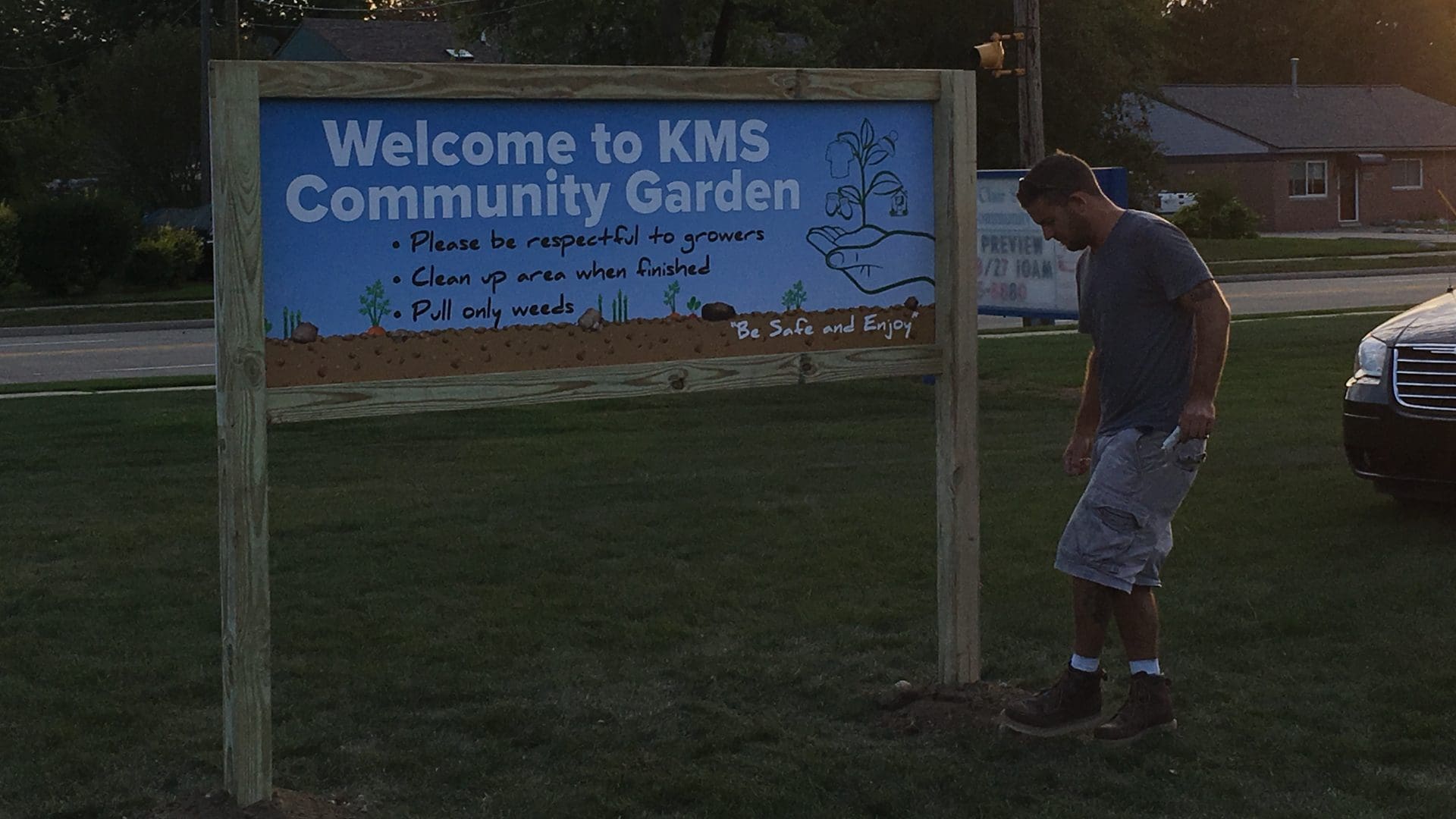 SCS Inexpensive Outdoor Sign 6