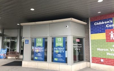 The Science of Attention: Why Temporary Signage Works for Brick and Mortar Businesses