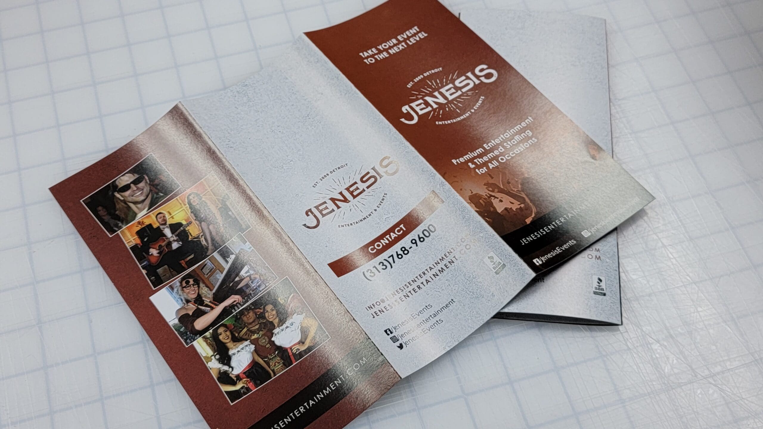 Tri fold graphic designer (3) Tri fold graphic designer (3)