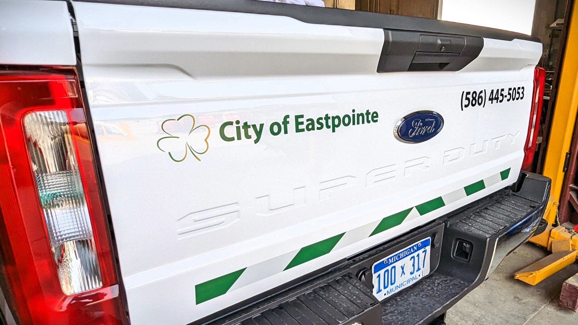 DPW Reflective Truck Graphics 02